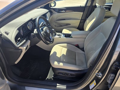 2018 Buick Regal Sportback Essence