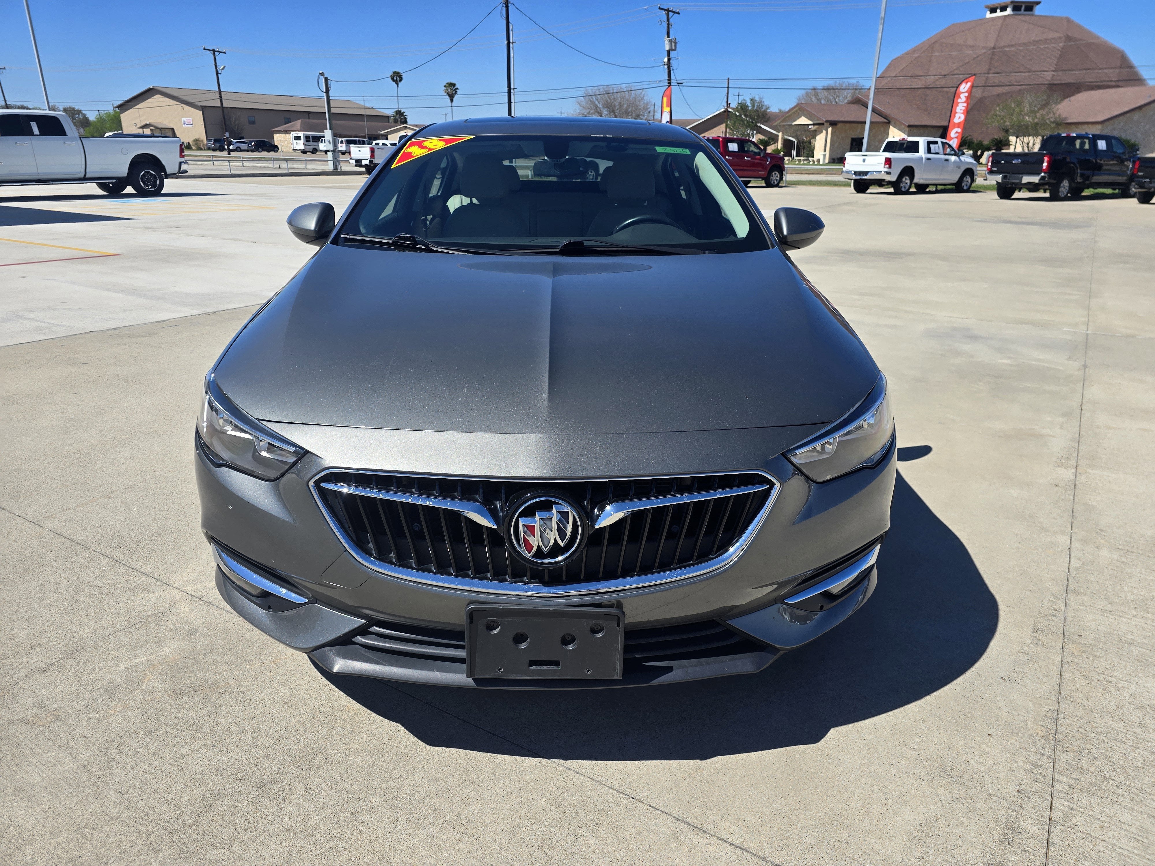 2018 Buick Regal Sportback Essence