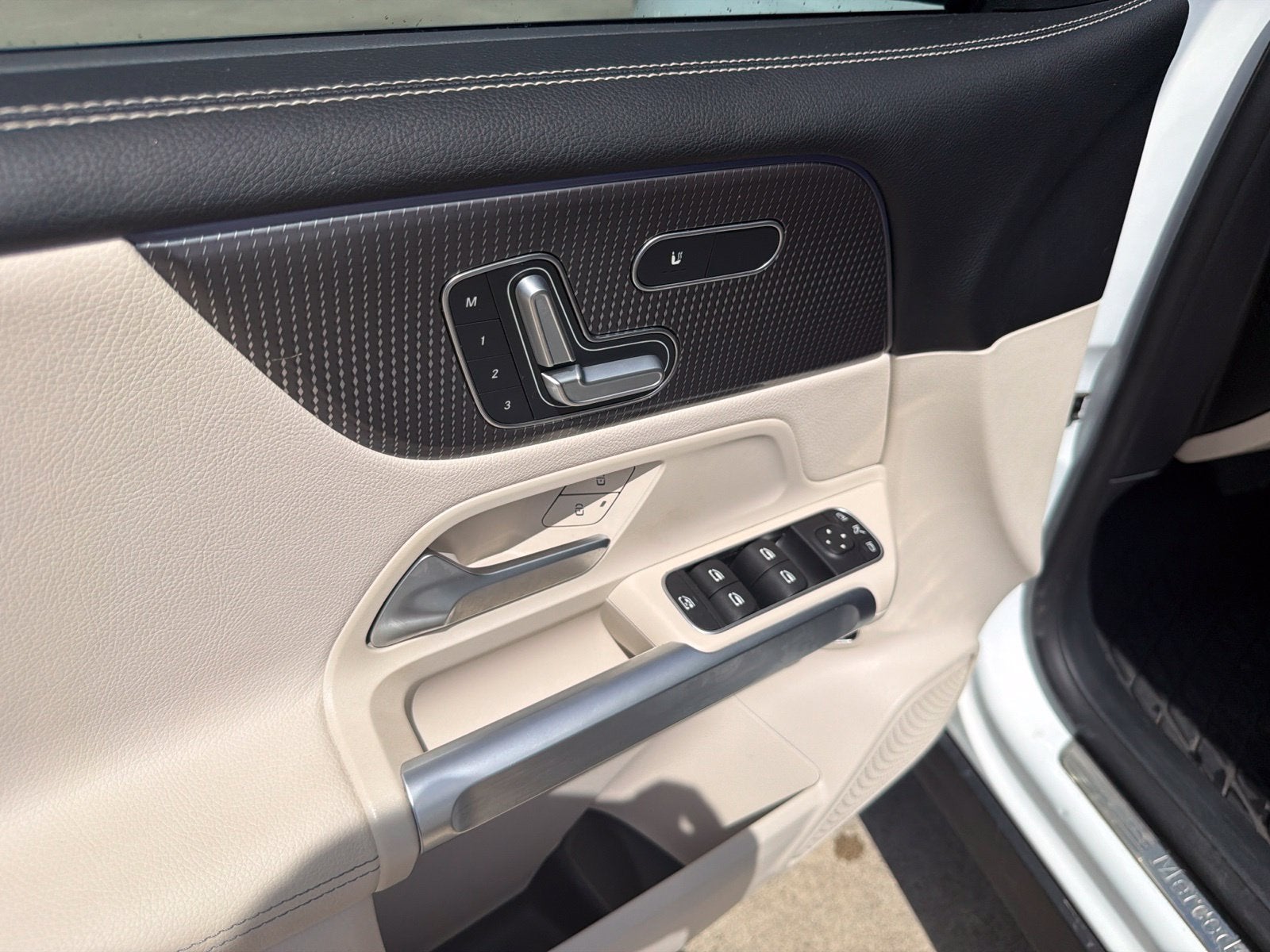 2023 Mercedes-Benz GLB GLB 250