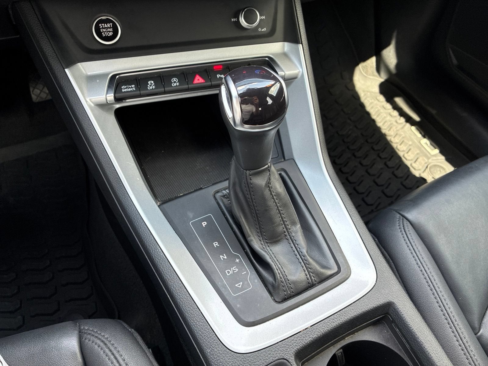 2022 Audi Q3 S line Premium Plus