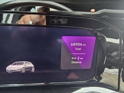 2023 Volkswagen Golf GTI Autobahn