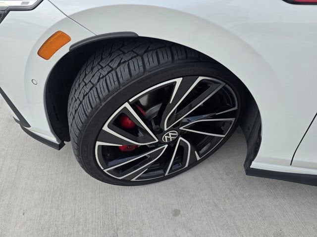 2023 Volkswagen Golf GTI Autobahn